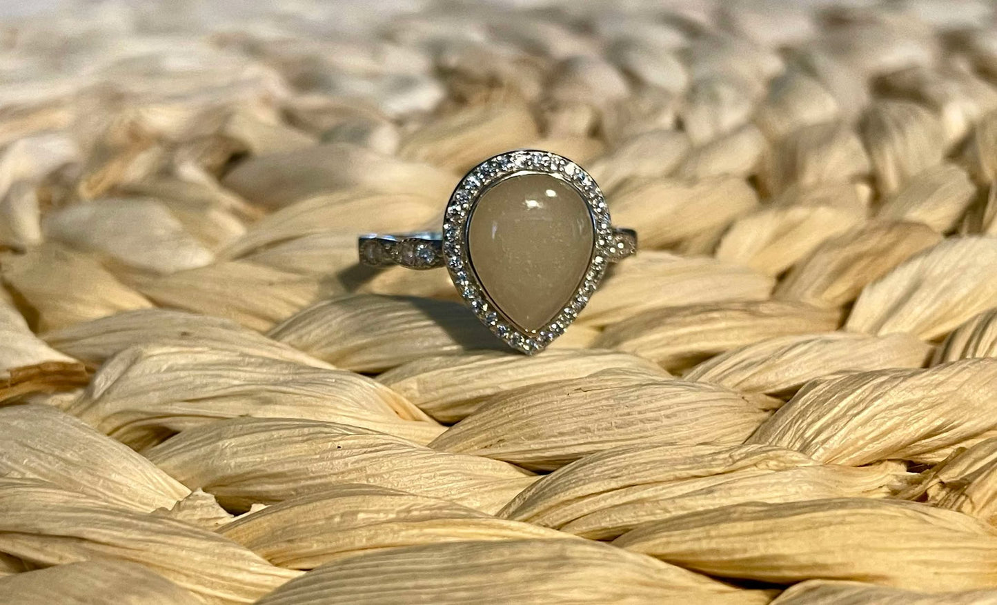 DNA Jewelry Halo Teardrop Ring