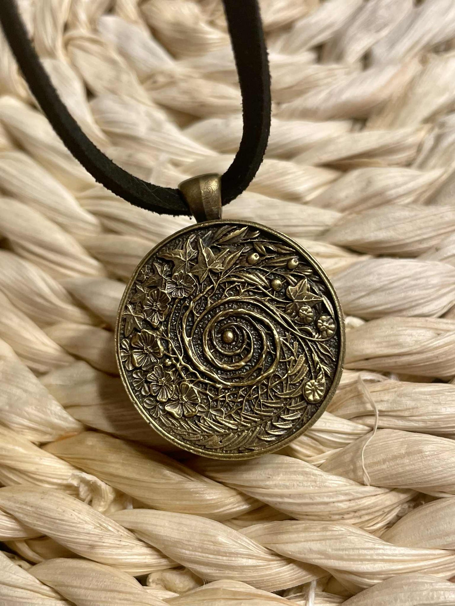 DNA Jewelry Brass Round Pendant