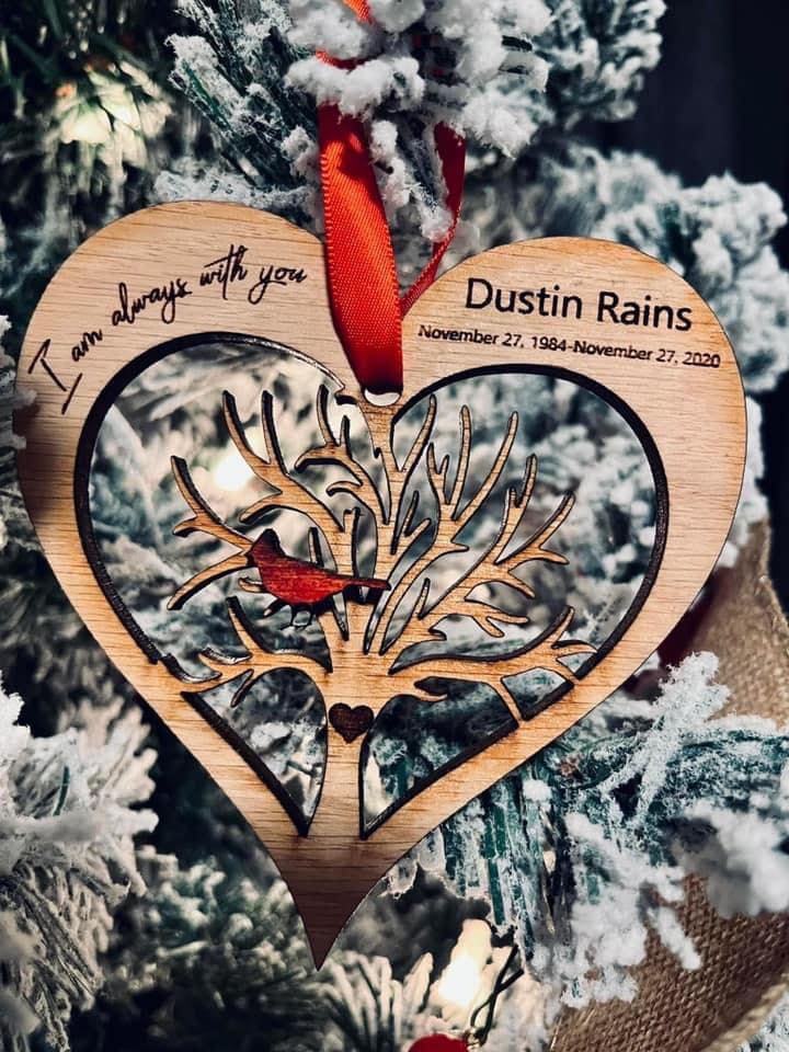 Memorial Cardinal in Tree Heart Shaped Ornament