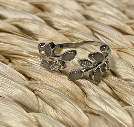 DNA Jewelry Vine Ring